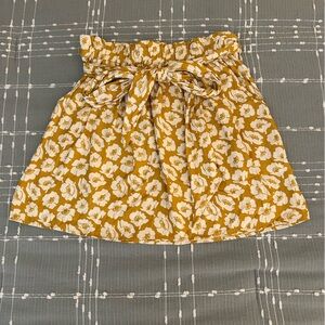 American Eagle Floral Yellow mini Skirt size S
